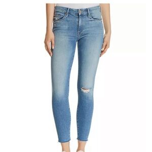 Mother The Looker Ankle Fray in Love Gun